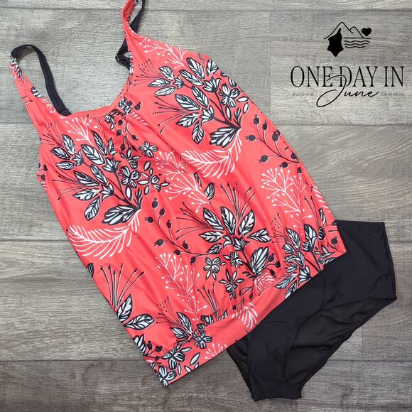 Yonique Blouson Tankini Swimsuit Size M - Picture 3 of 7